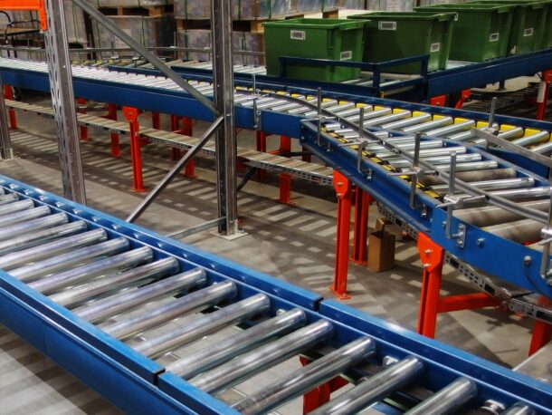 Conveyor systems for containers